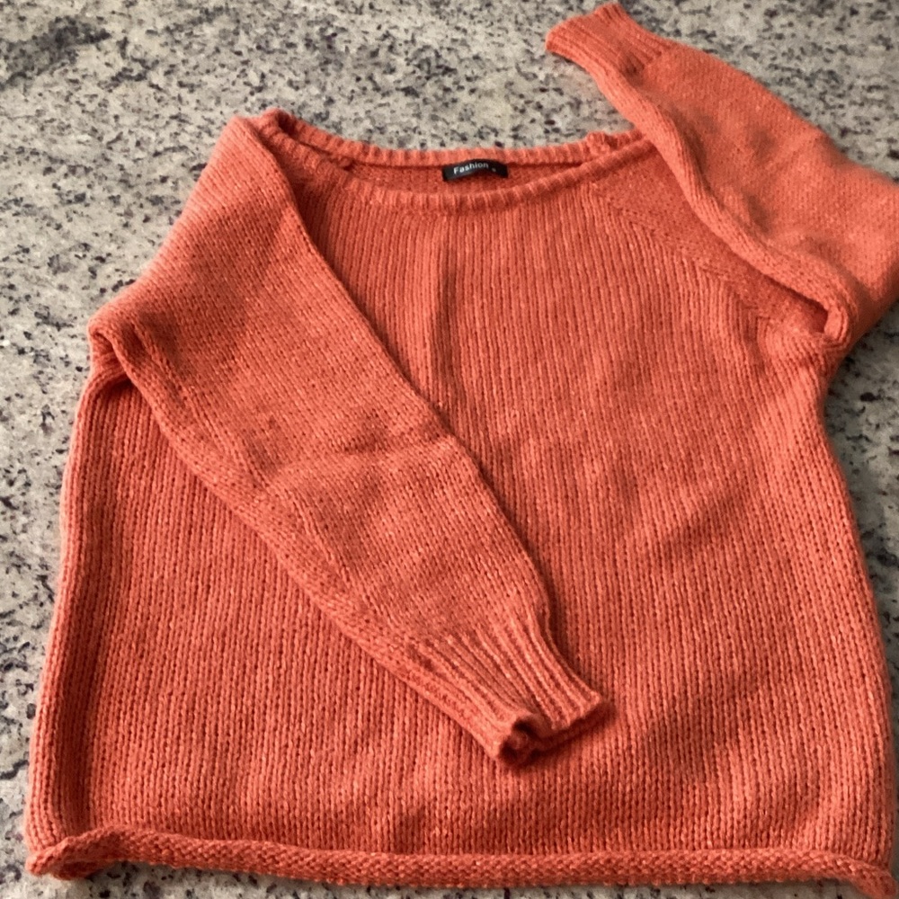 Women's Coral Scoop Neck Knit Sweater -